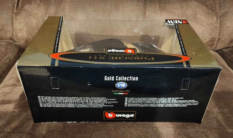 1997 911 carrera Black 1:18 Bburago Gold Collection - photo 3