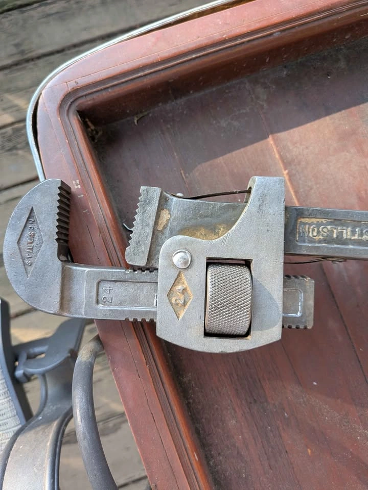 VINTAGE Walworth Stillson Pipe Wrench #24 - photo 4