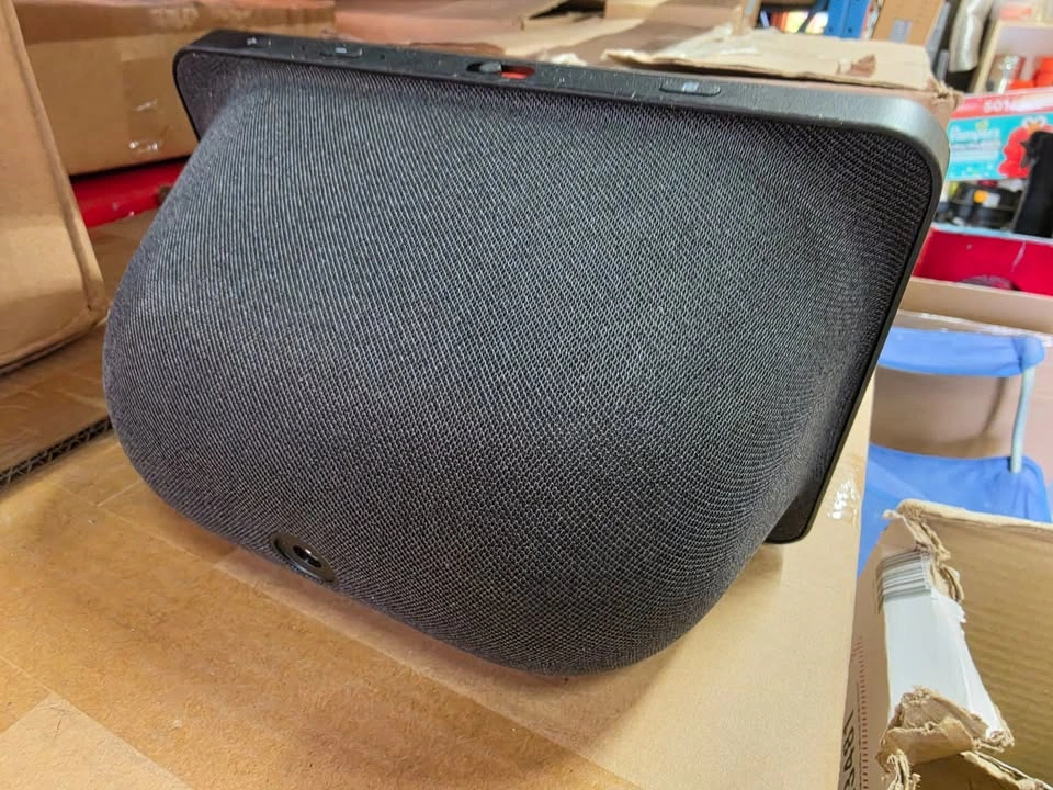 Amazon Echo Show 8 (3rd Gen) Smart Display - photo 5
