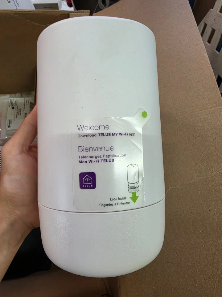 TELUS Boost Wi-Fi 6 Lite - photo 3