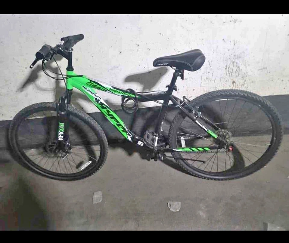 Hyper Viking Trail 27.5" Mountain Bike