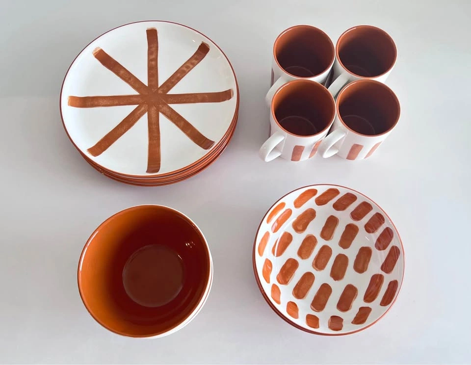 Wild Sage Lia 16-Piece Dinnerware Set, White and Orange