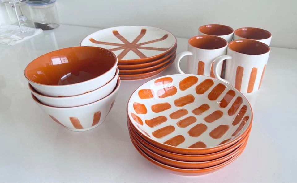 Wild Sage Lia 16-Piece Dinnerware Set, White and Orange - photo 2