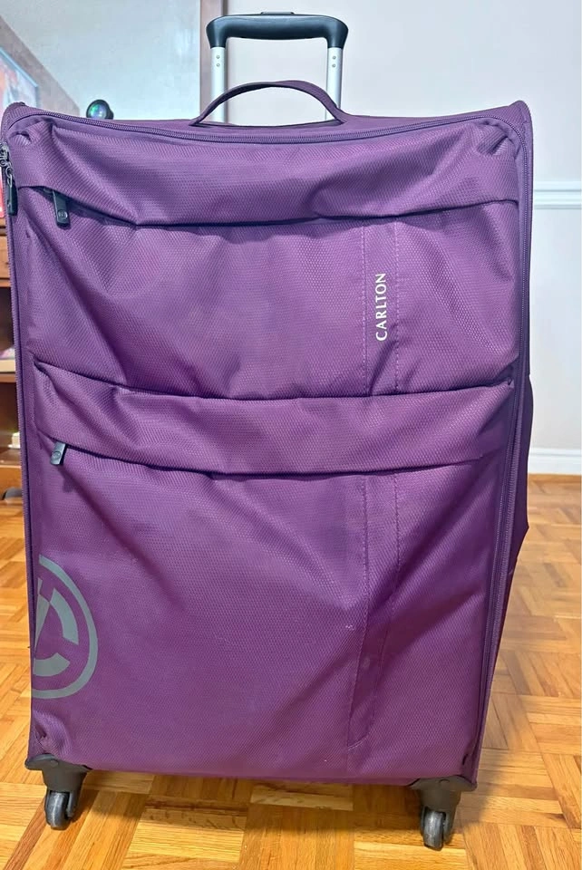 Softside Lightweight Check-In Suitcase – 4 Spinner Wheels