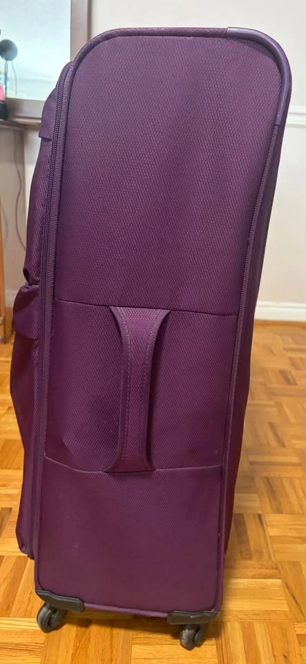 Softside Lightweight Check-In Suitcase – 4 Spinner Wheels - photo 3