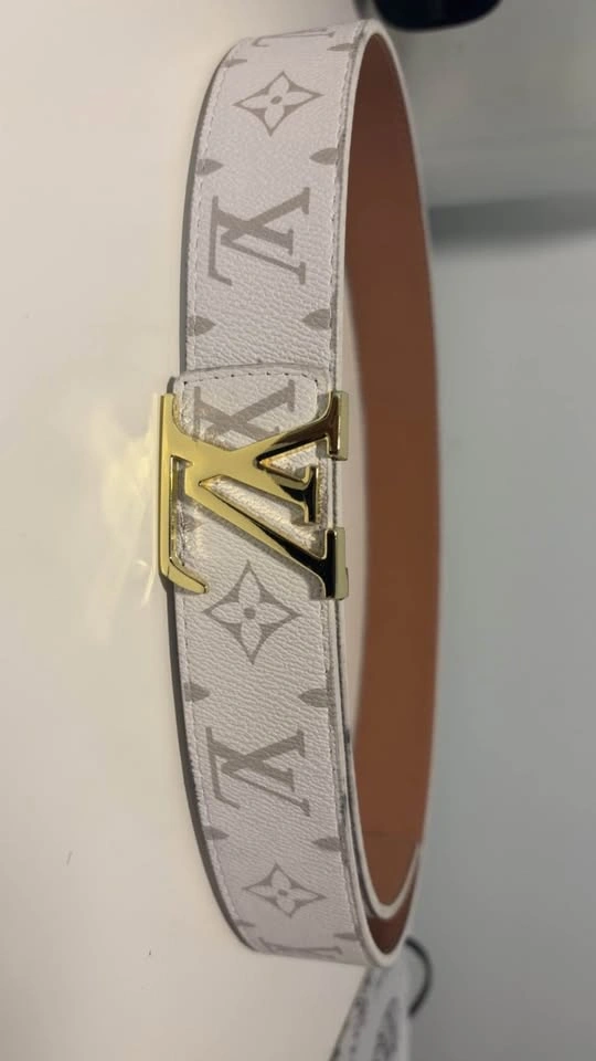 White LV belt ($35) - photo 3