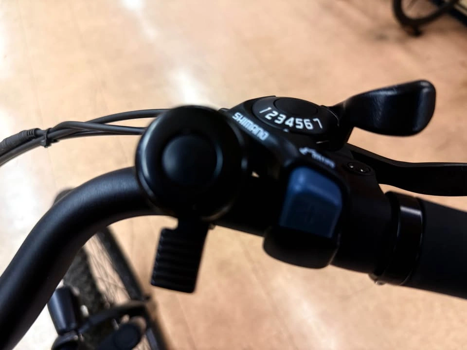 GOTRAX Dolphin E-Bike – Only 100 km – Excellent Condition - photo 5