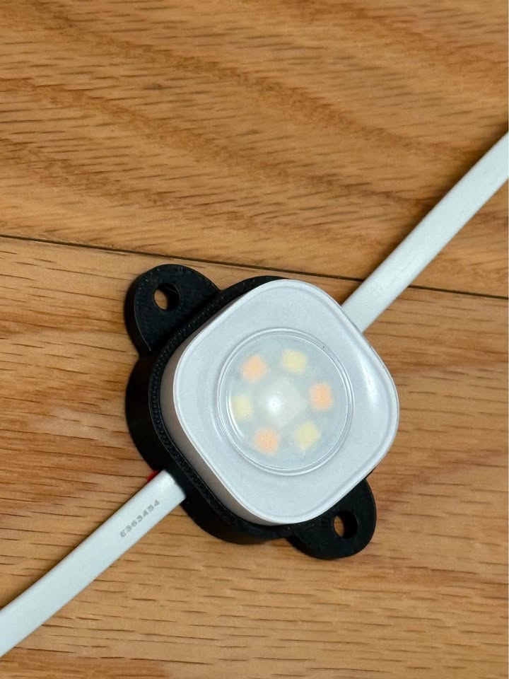 Govee Outdoor H706 Lights Pro - mounting clips white or black - photo 4