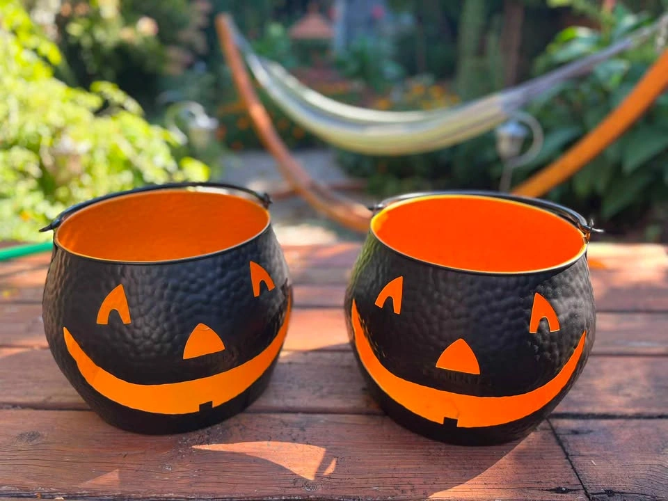 🎃 Set of 2 Large Metal Jack-o'-Lanterns - Perfect for Candles! - photo 2