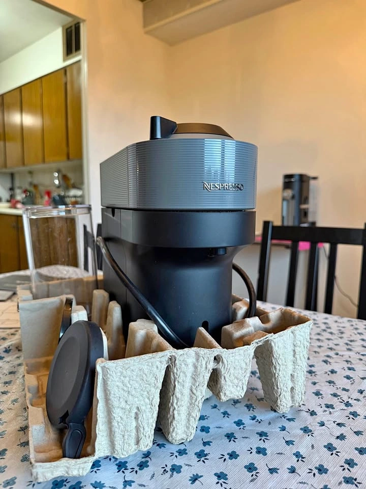 Nespresso Vertuo Pop+ Coffee & Espresso Machine (Dark Grey)