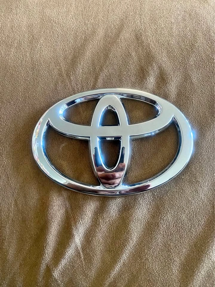 Toyota logo emblem