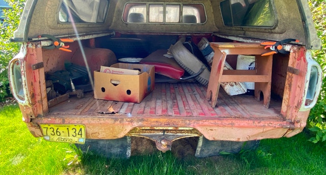 1961 Ford F100 Unibody. Need my driveway! - photo 2