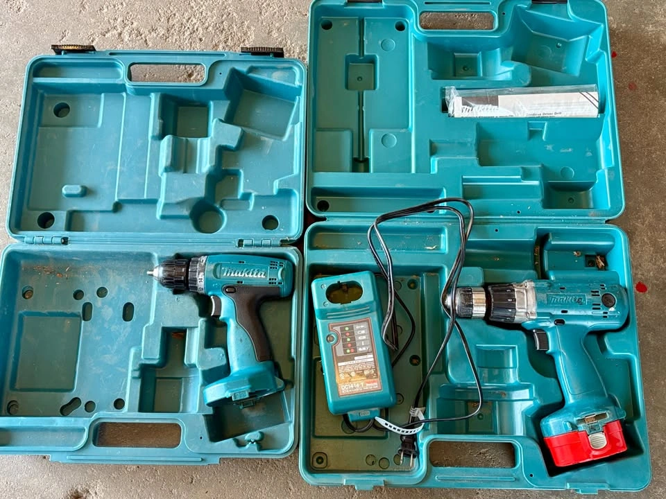 Two Makita Drills- in Olds - photo 3