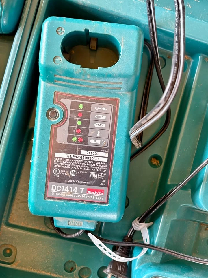 Two Makita Drills- in Olds - photo 4