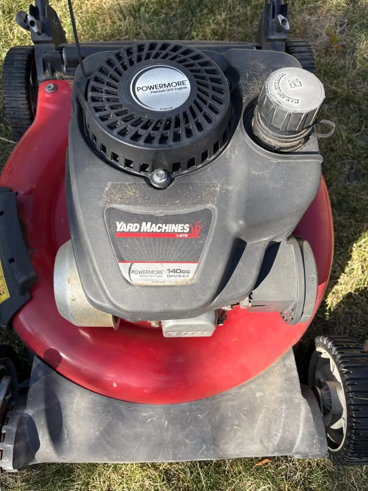 Yard Machines Push Lawn Mower- in Olds - photo 2