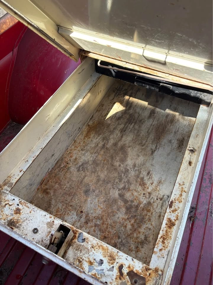 Steel Cross body Truck Job Box- in Olds - photo 5