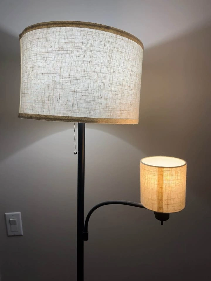 2 x Matching Floor Lamps + 3 Spare LED Bulbs - photo 3