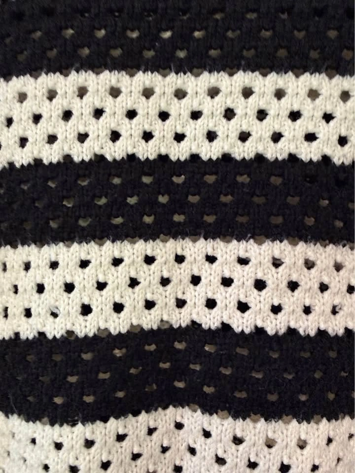 H&M Striped Open-Knit Cropped Sweater Size 16/18 - photo 4