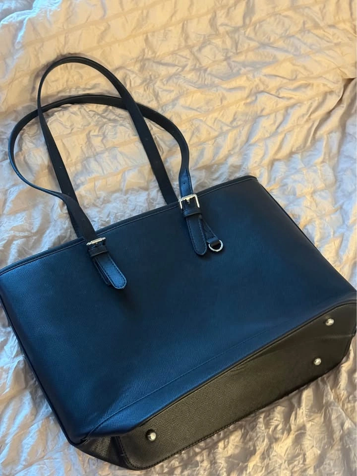 Amazon Tote Bag - photo 2
