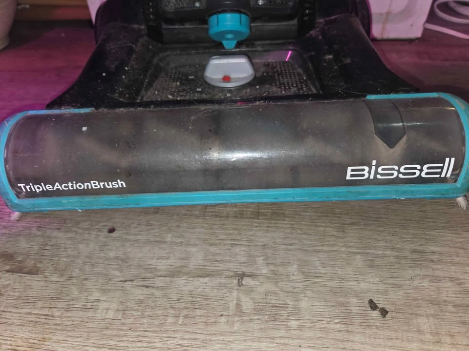 Bissell CleanView Swivel Rewind Pet Reach Vacuum - photo 3