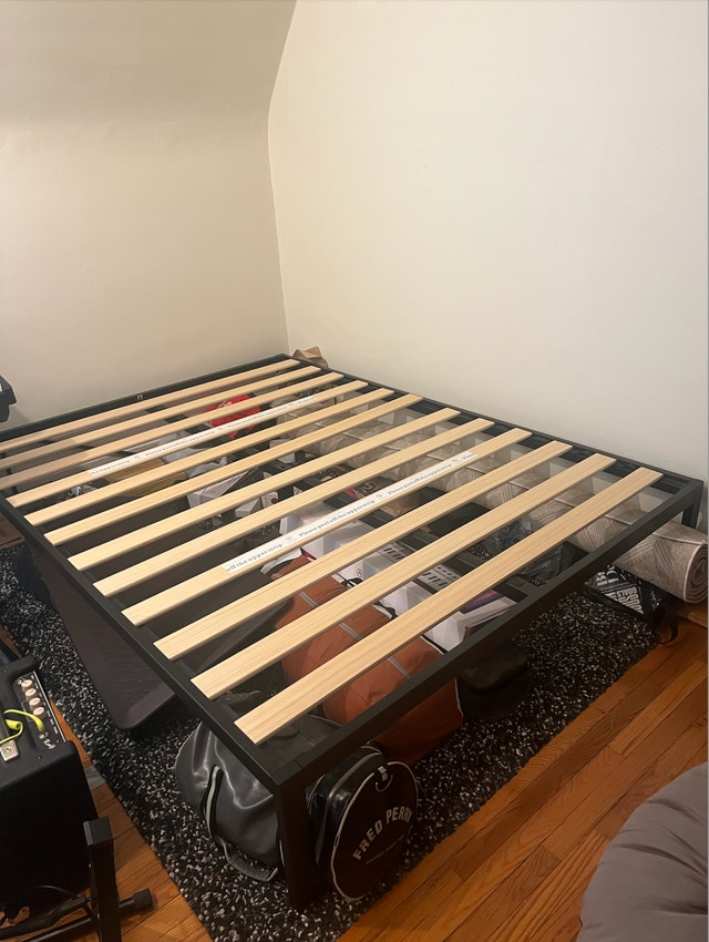 Zinus Queen Bed Frame + IKEA Mattress - photo 3