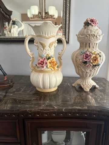 Vintage Capodimonte Style Ceramic Floral Vase and Lidded Urn Set - photo 2