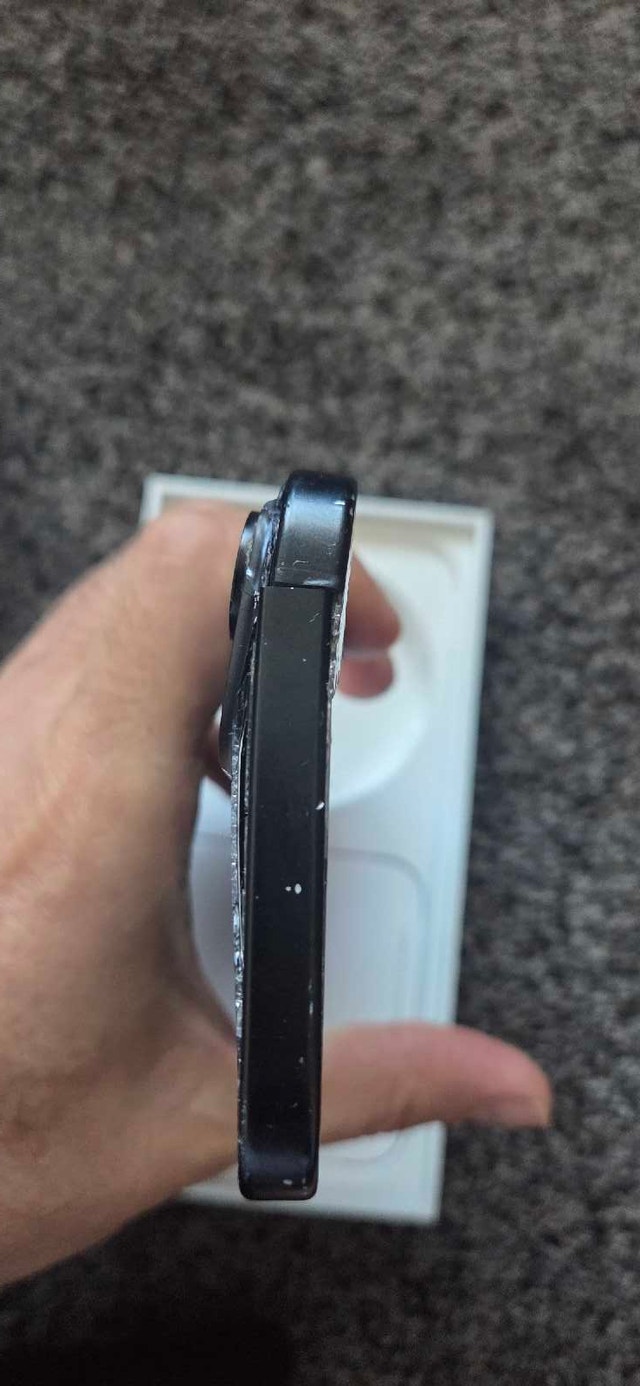 iPhone 15 Plus 128GB - For Parts - photo 4