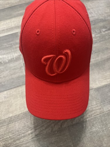 Washington Nationals MLB Red Embroidered Cap New Era Medium Larg