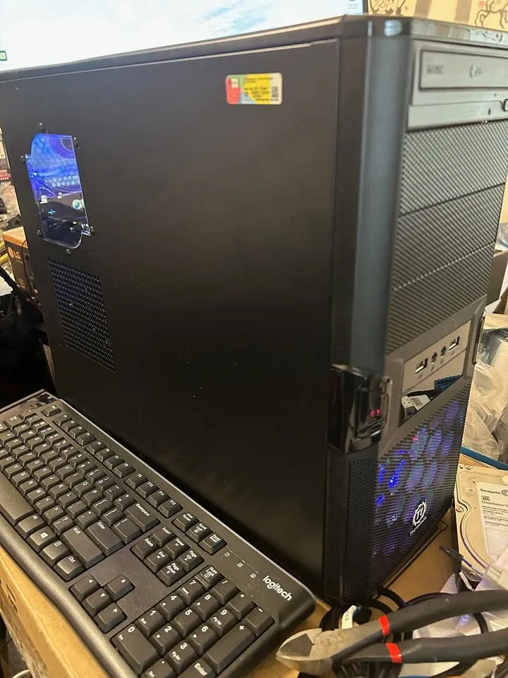 Gaming PC, i7-6700, 32GB RAM, 480GB SSD, GTX 1070 8GB GDDR5 image indicator(3)