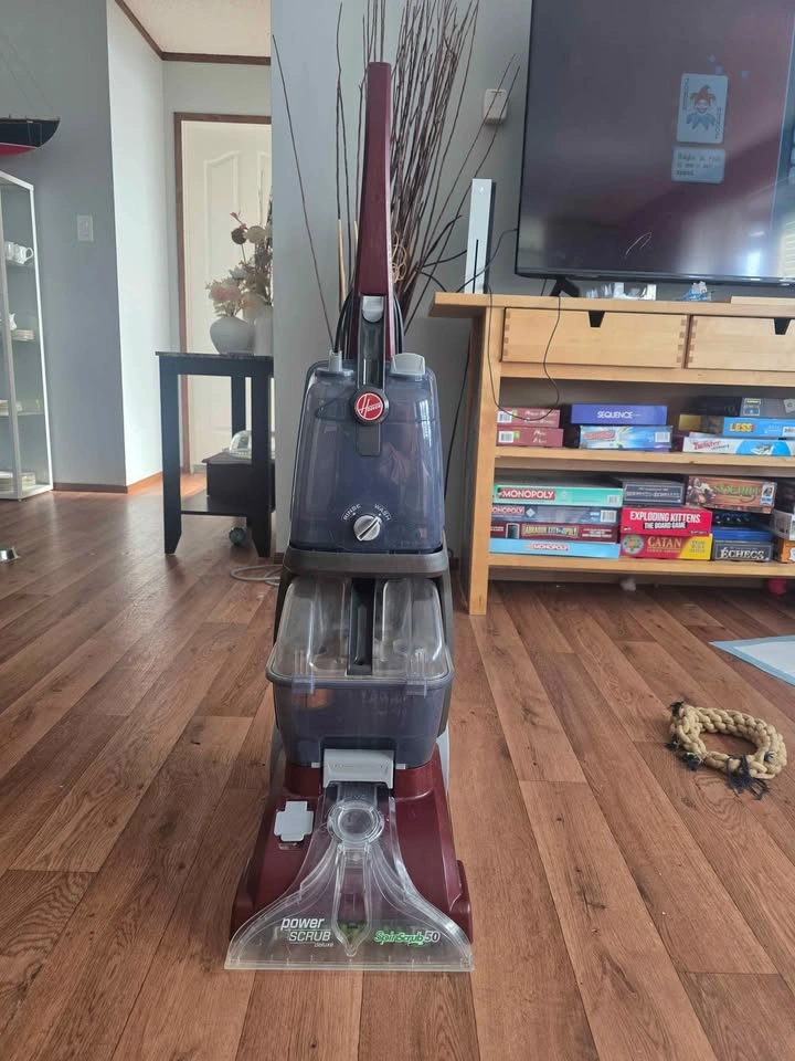 Hoover PowerScrub Deluxe Carpet Cleaner + Attachments