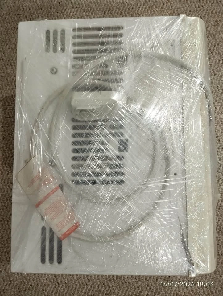 Comfee Window Air Conditioner - photo 2