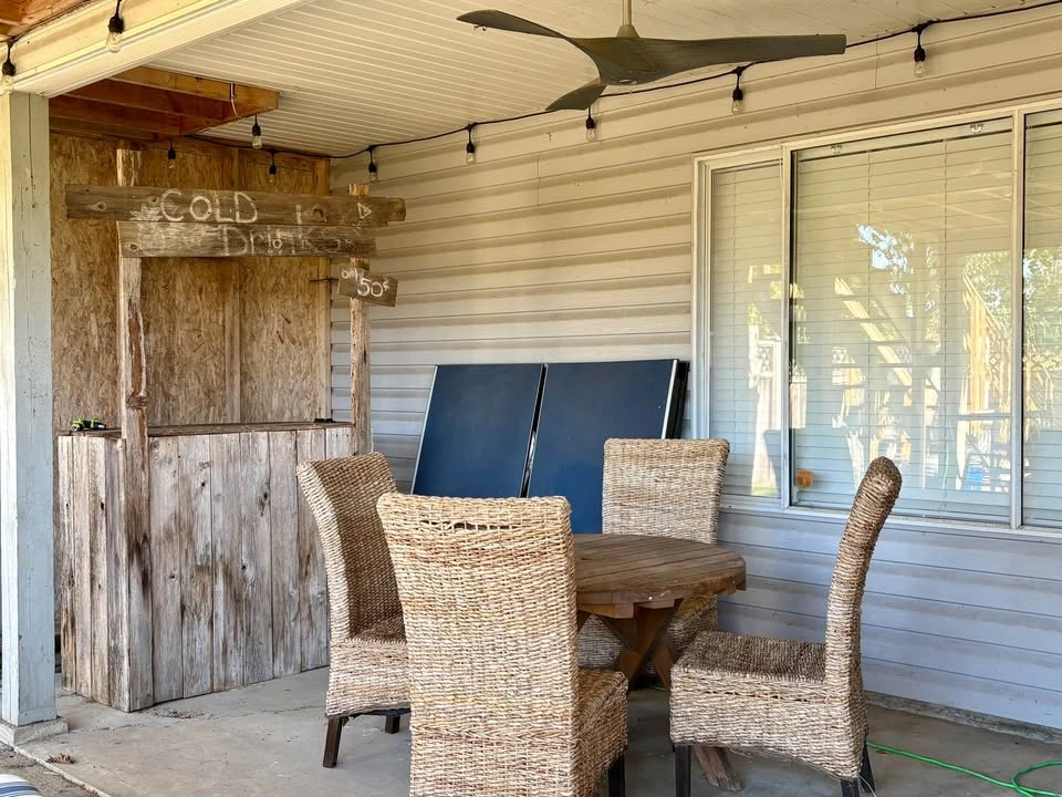 5 Beds 3 Baths - House - photo 5
