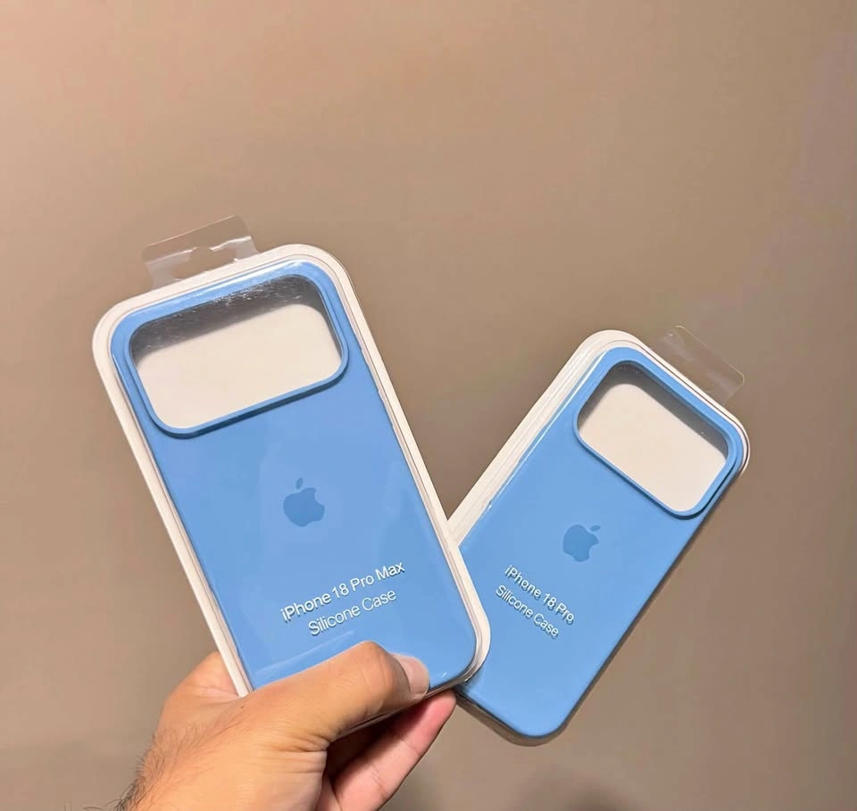 iPhone 18 Pro / 18 Pro Max Silicone Case *NEW* $15 EACH