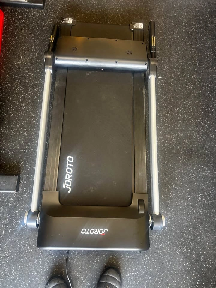 Foldable treadmill - photo 3
