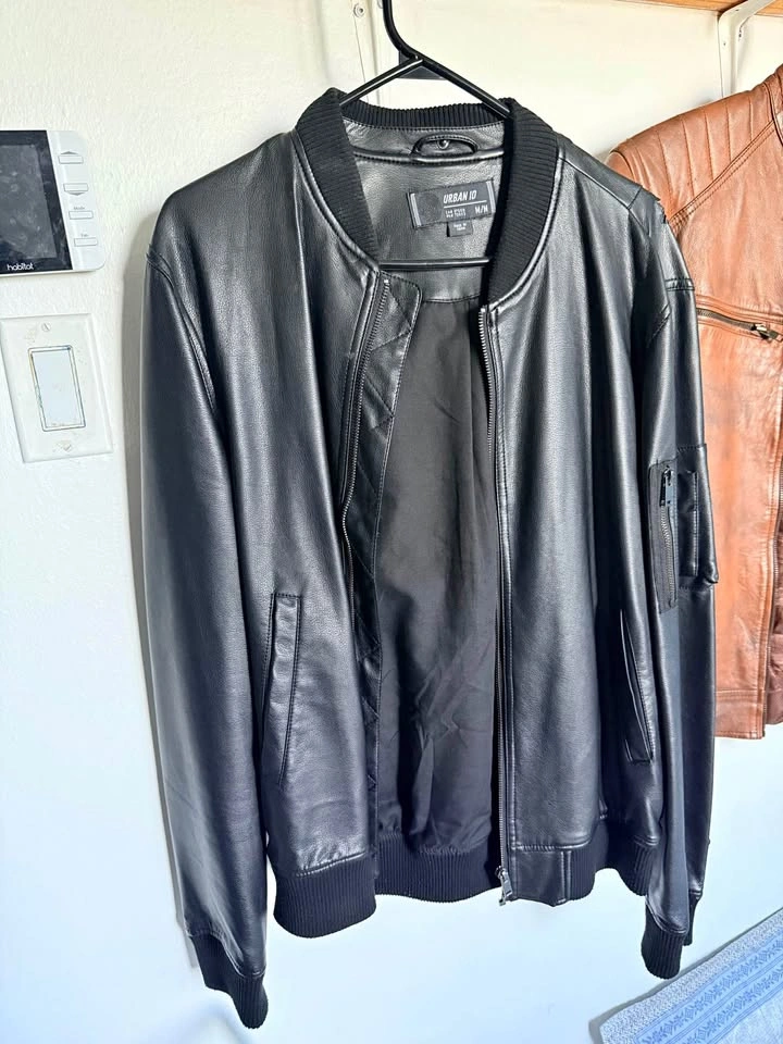 Black Leather Bomber Jacket — Urban ID, Size M
