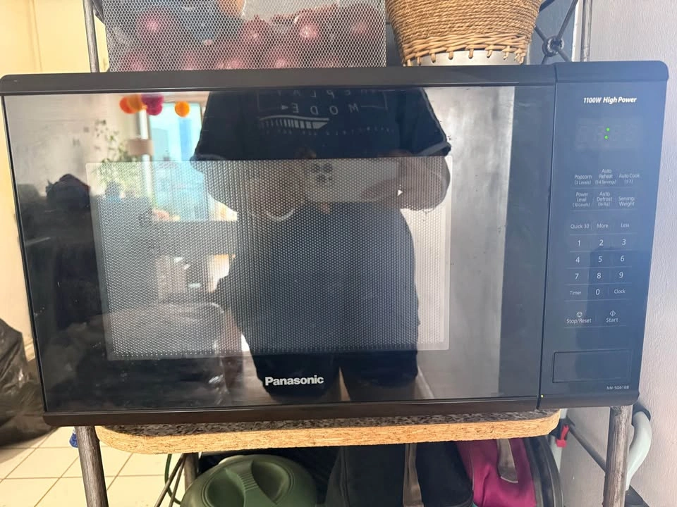 Panasonic Microwave — 1100W - photo 2