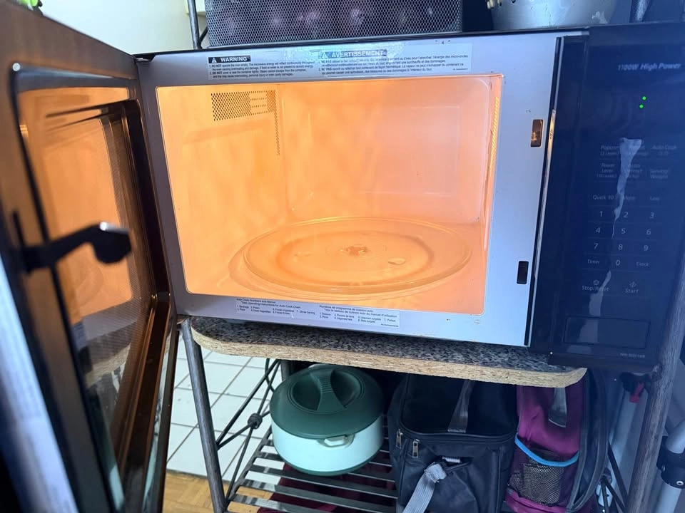 Panasonic Microwave — 1100W - photo 4