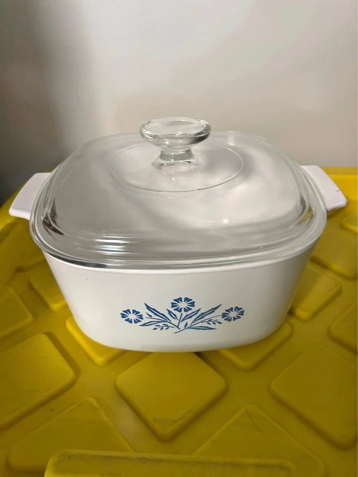 Corning wear with lid
