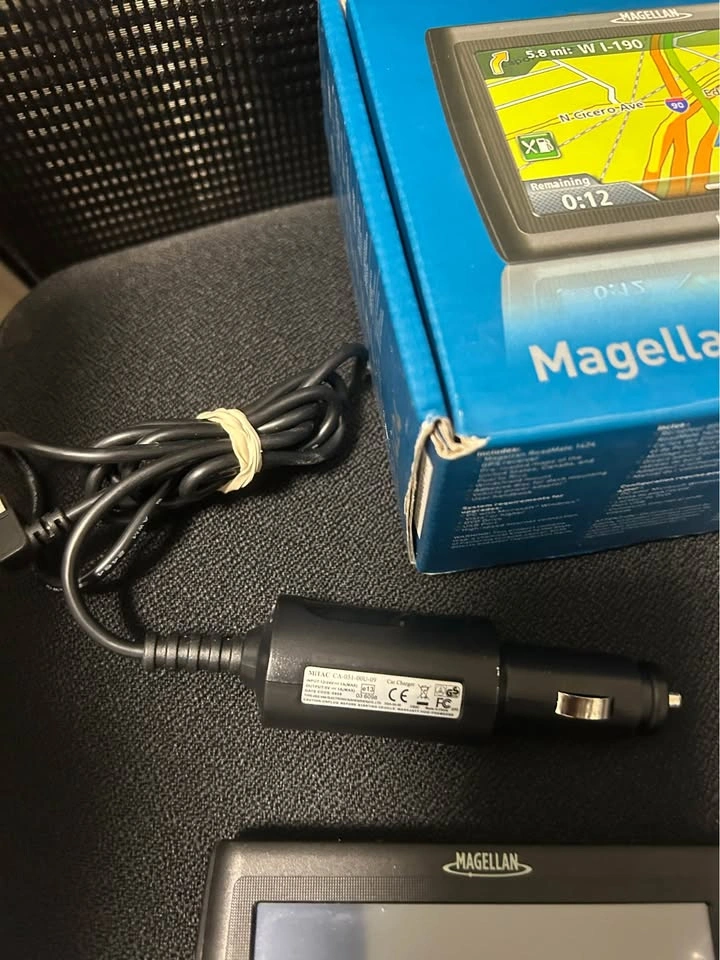 Magellan road mate 1424 gps - photo 3