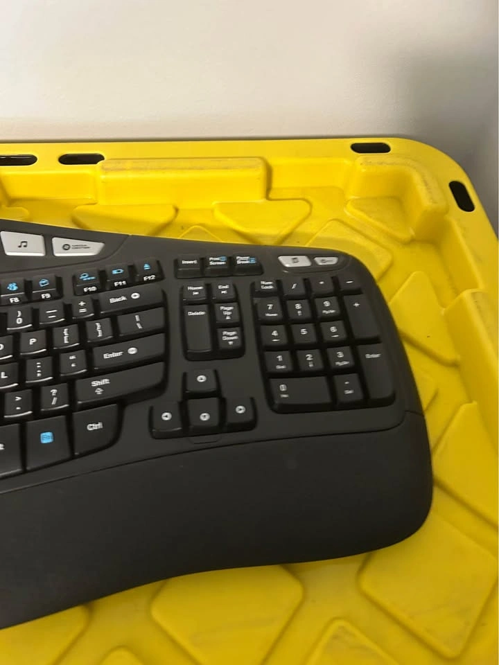 Logitech ergonomic keyboard wired usb - photo 4