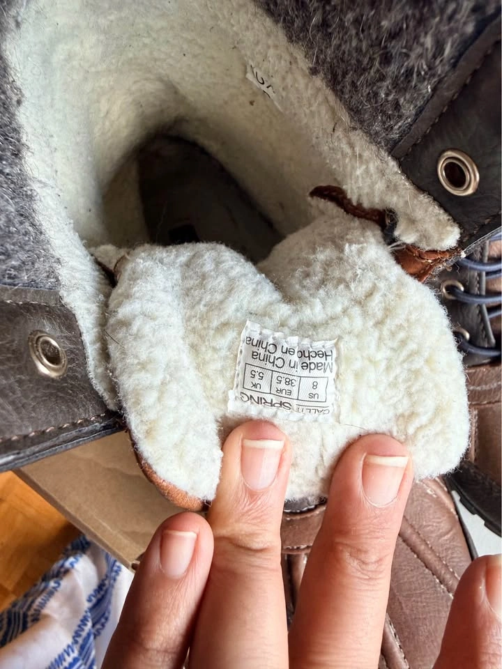 Winter Boots — Women’s Size US 8 (Call It Spring) - photo 3