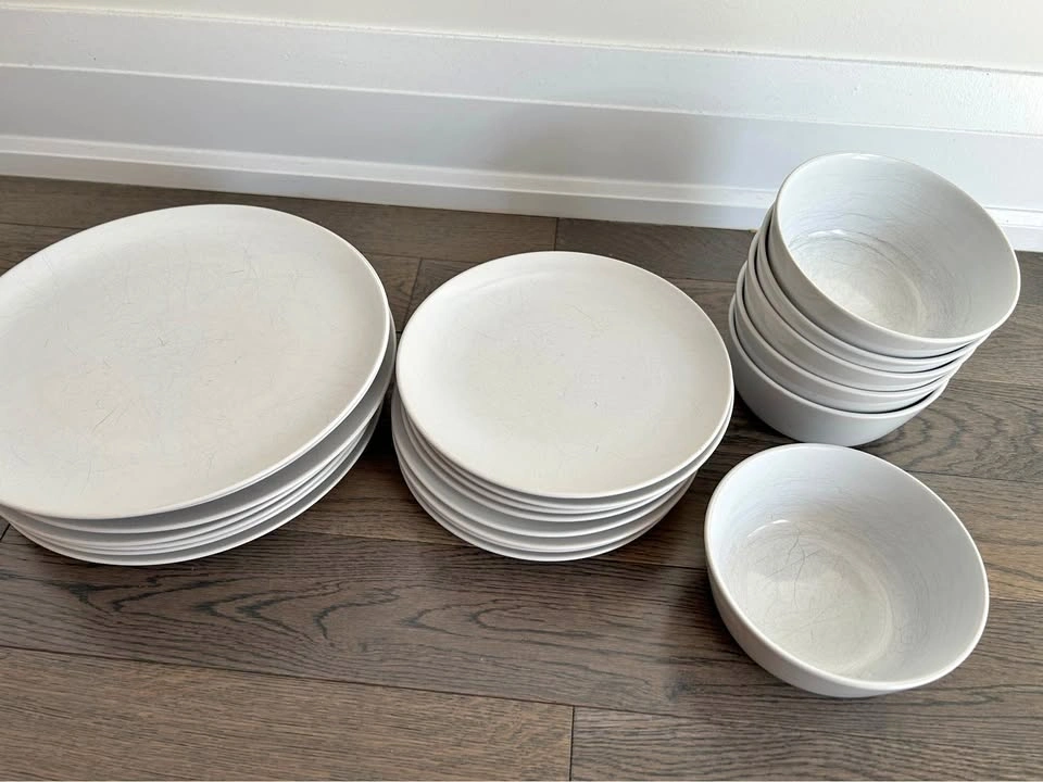 Ikea White Ceramic Dinnerware Set