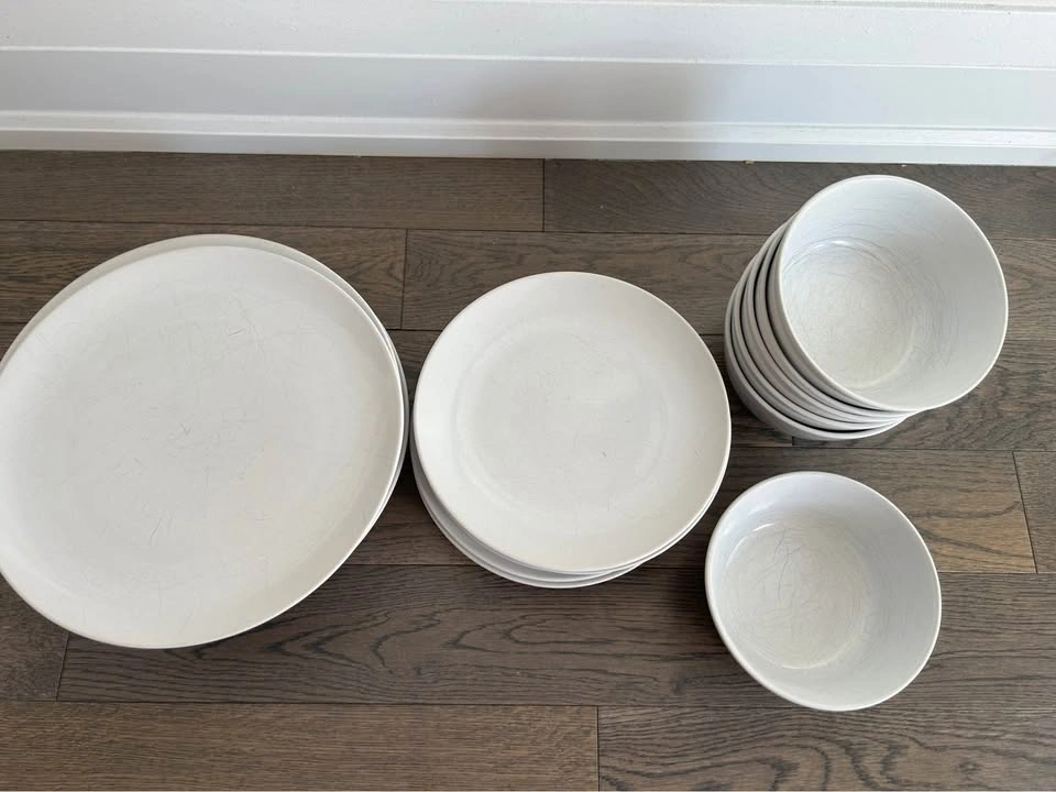 Ikea White Ceramic Dinnerware Set - photo 2