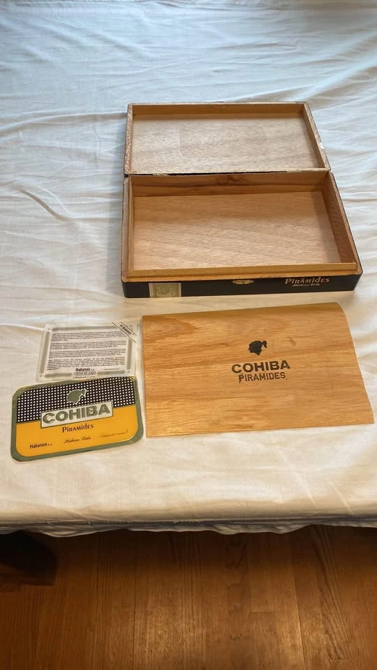 Wooden Cigar Box - photo 4