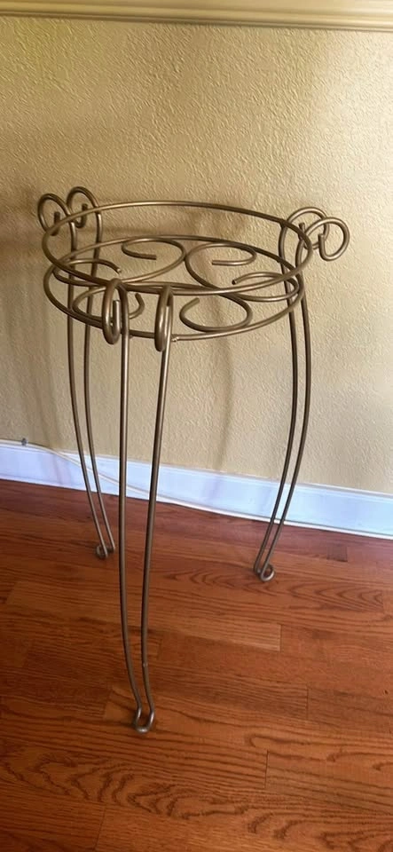Vintage metal plant stand - photo 2