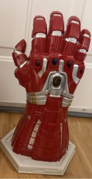 Endgame Encore Ironman Infinity popcorn bucket - photo 2