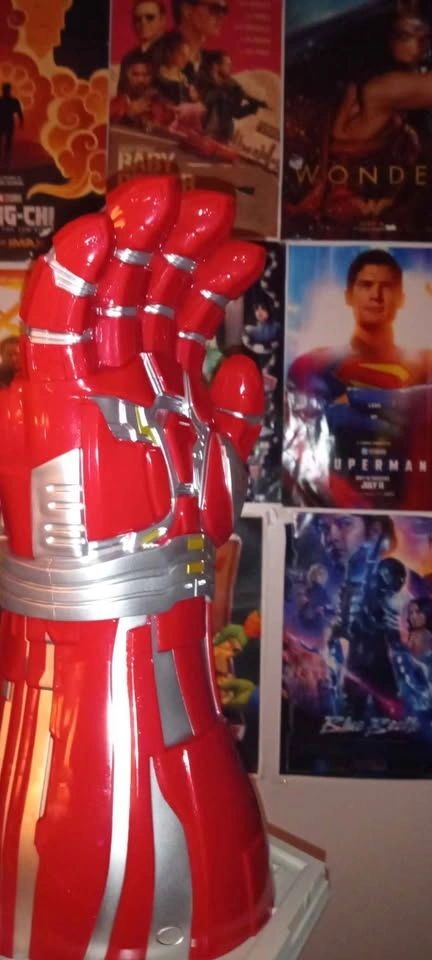 Endgame Encore Ironman Infinity popcorn bucket - photo 4
