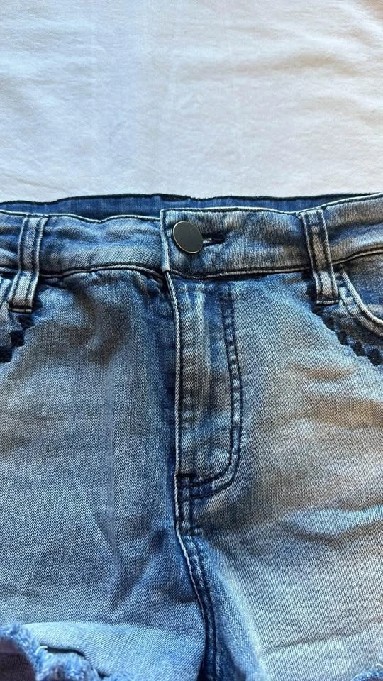 Design Lab Distressed Denim Jean Shorts - photo 4