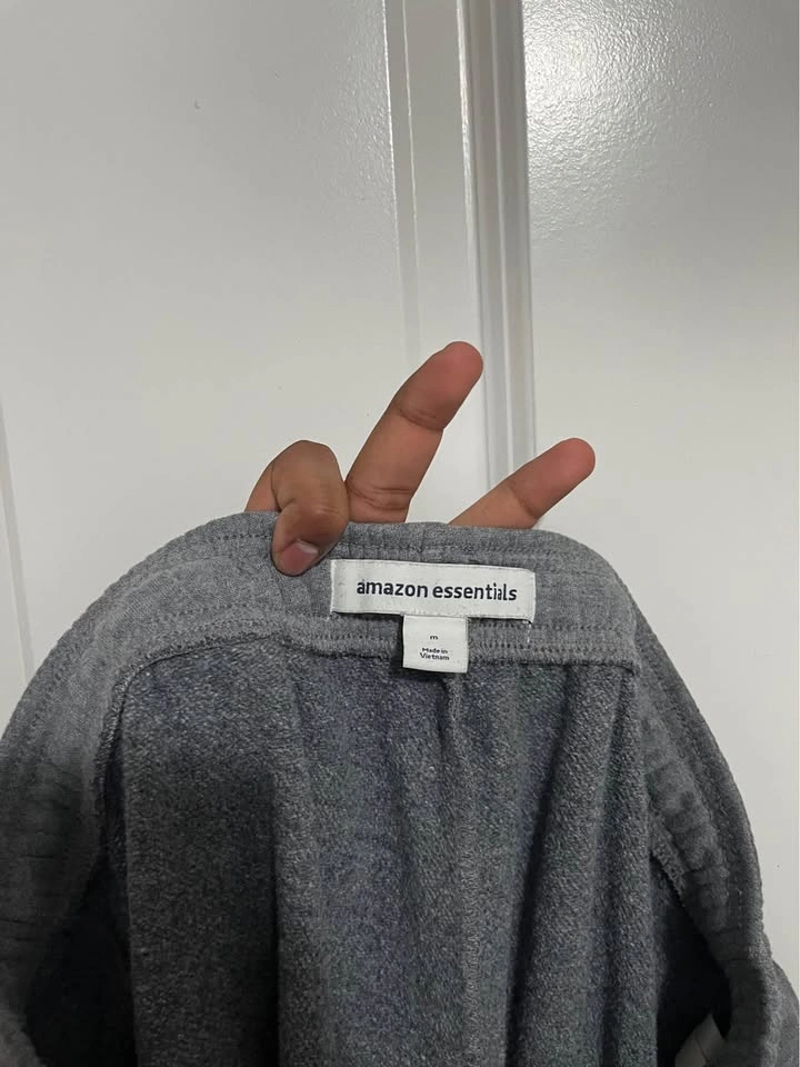 Amazon Essentials Grey Sweatpants - photo 2