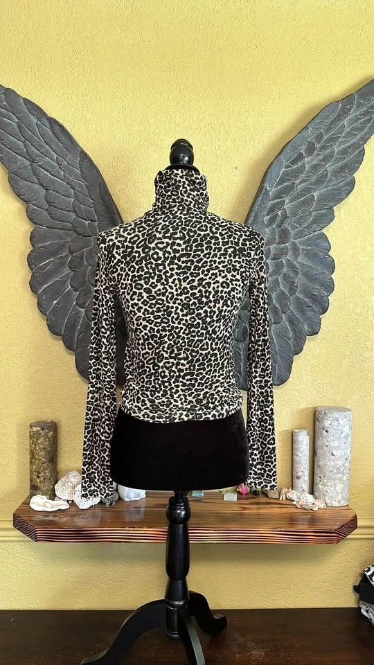 Zara Animal Print Turtle Neck Longsleeve Crop Top - photo 5